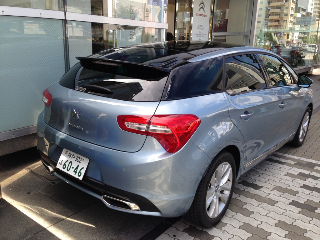 ＤＳ５試乗車　新しくなりました！！