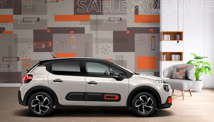 ご覧になりましたか？　CITROËN C3 MODERN SALON 