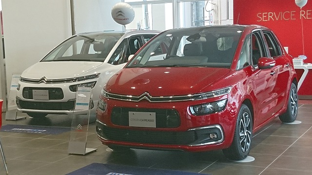 さらに展示車入れ替え♪