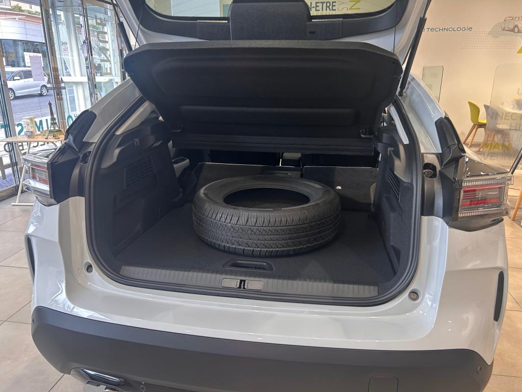 NEW CITROËN C4 HYBRIDの魅力～ラゲッジスペース編～
