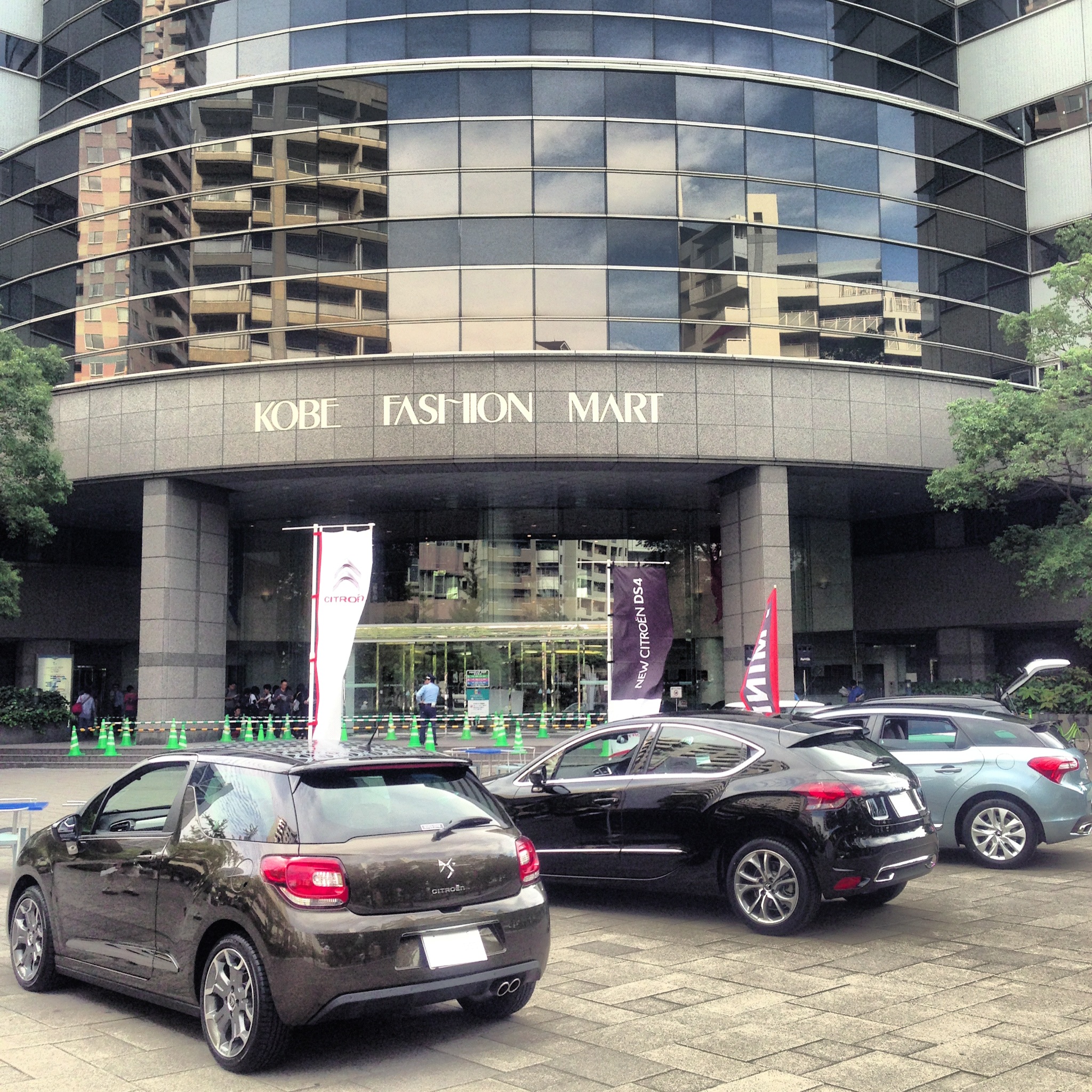 今日明日、出張展示会開催！！