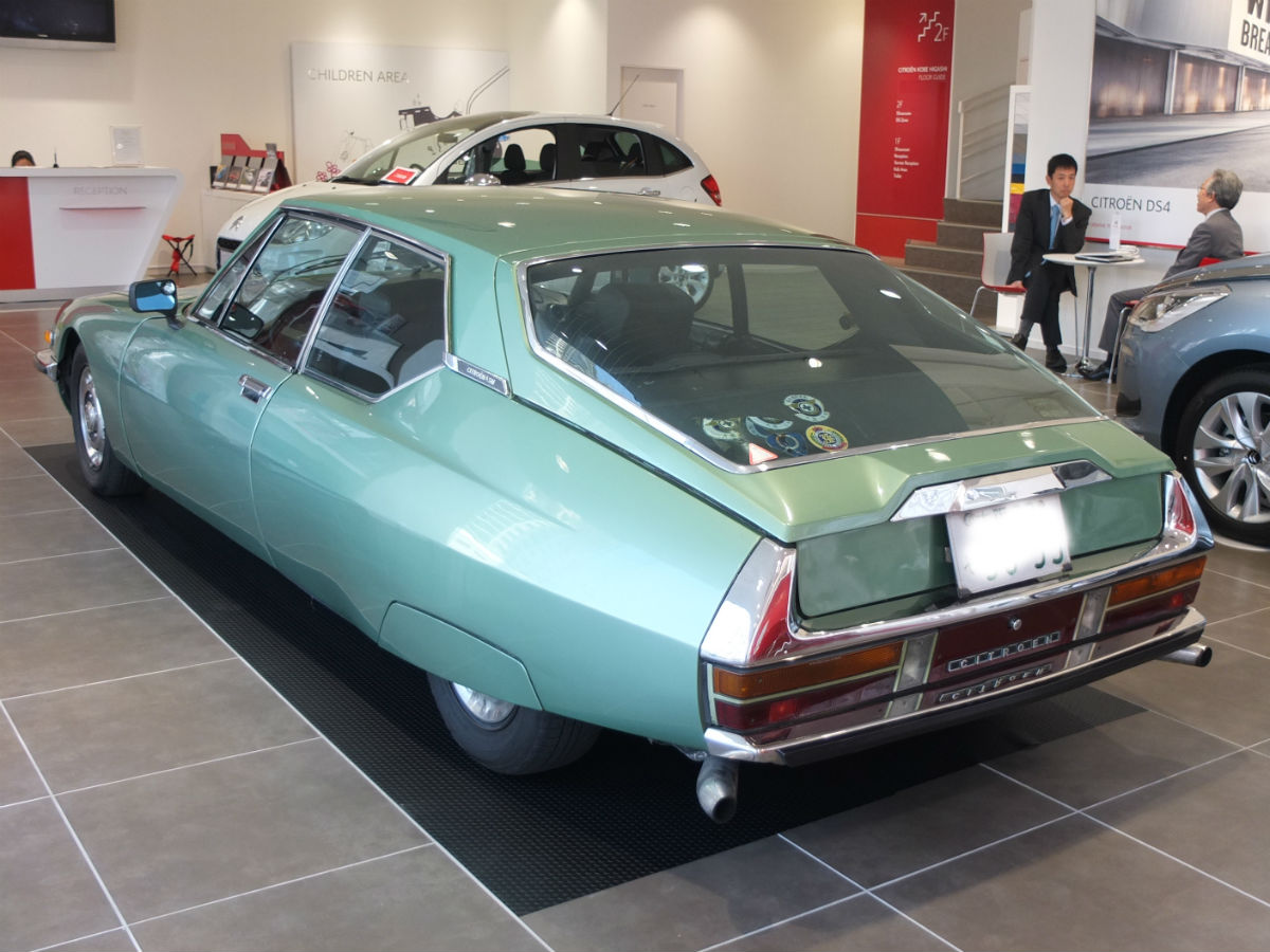 シトロエン神戸東に「ＣＩＴＲＯＥＮ ＳＭ」がやってきた！！