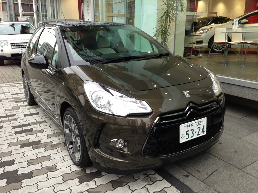 ＤＳ３スポーツシック　デモカー　入替致しました！