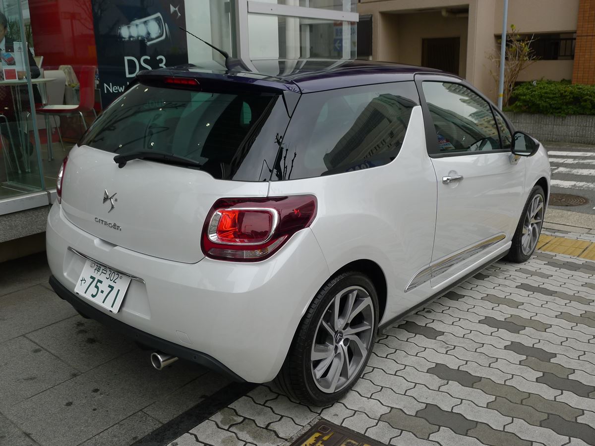 ＤＳ３Ｃｈｉｃ　試乗車ご用意できました！