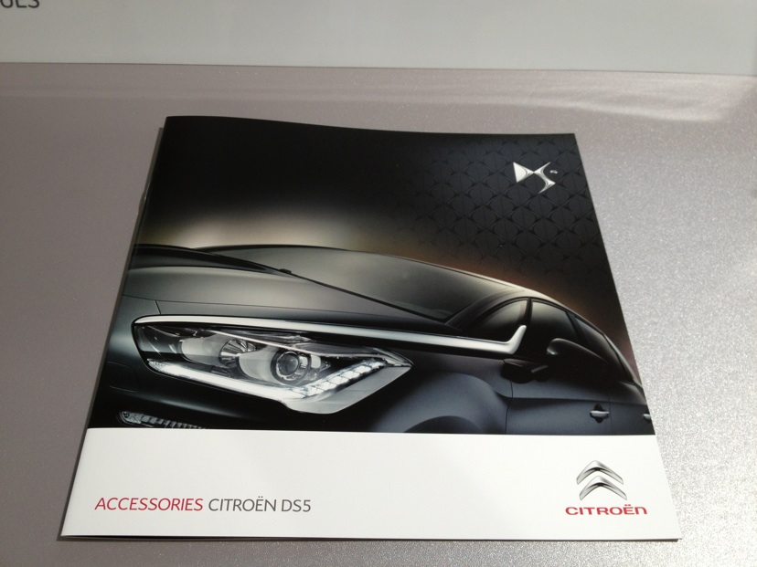 ＤＳ５アクセサリーカタログ到着！！