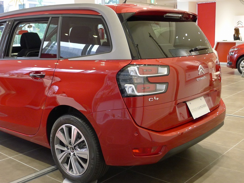 ショールーム入替えました。