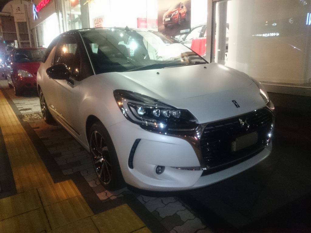 DS ３　GIVENCHY　Le　MakeUp　到着