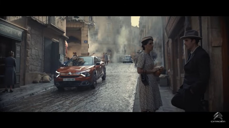 New C4　動画がアップされています