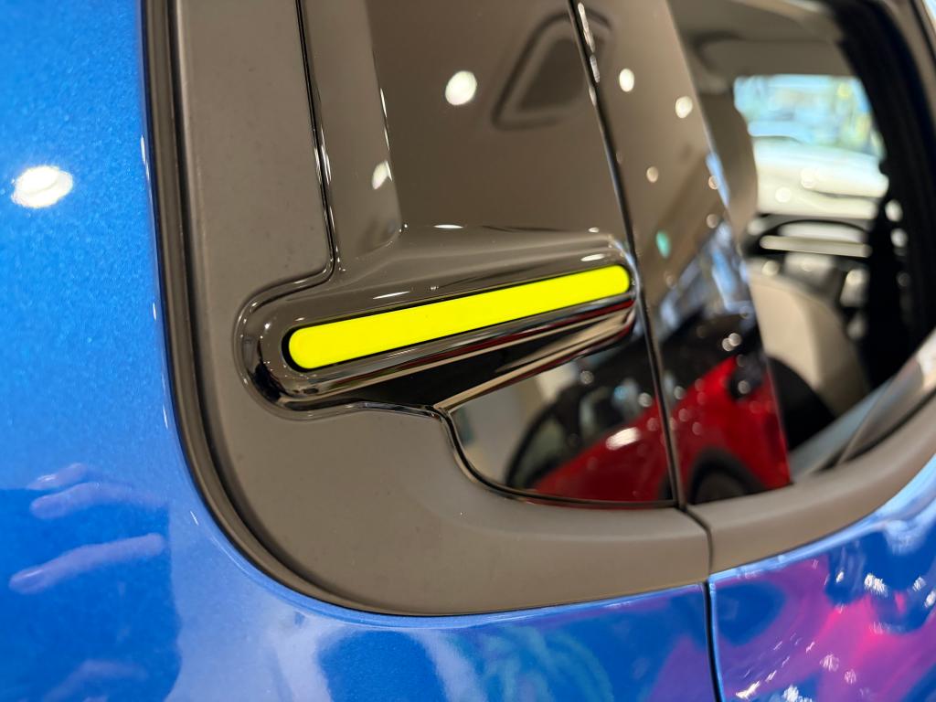 C3を彩るイエローカラークリップ🟡