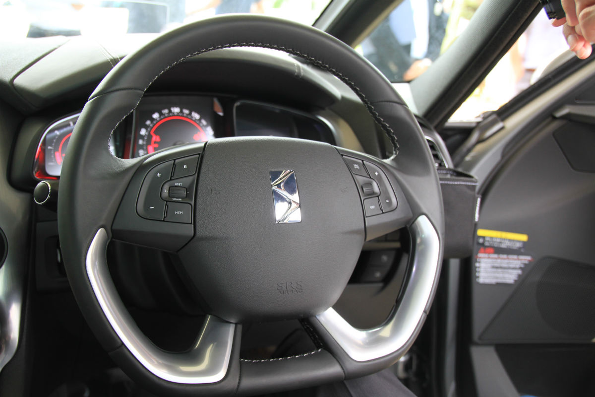 ＤＳ５　クラブレザーをご紹介致します！