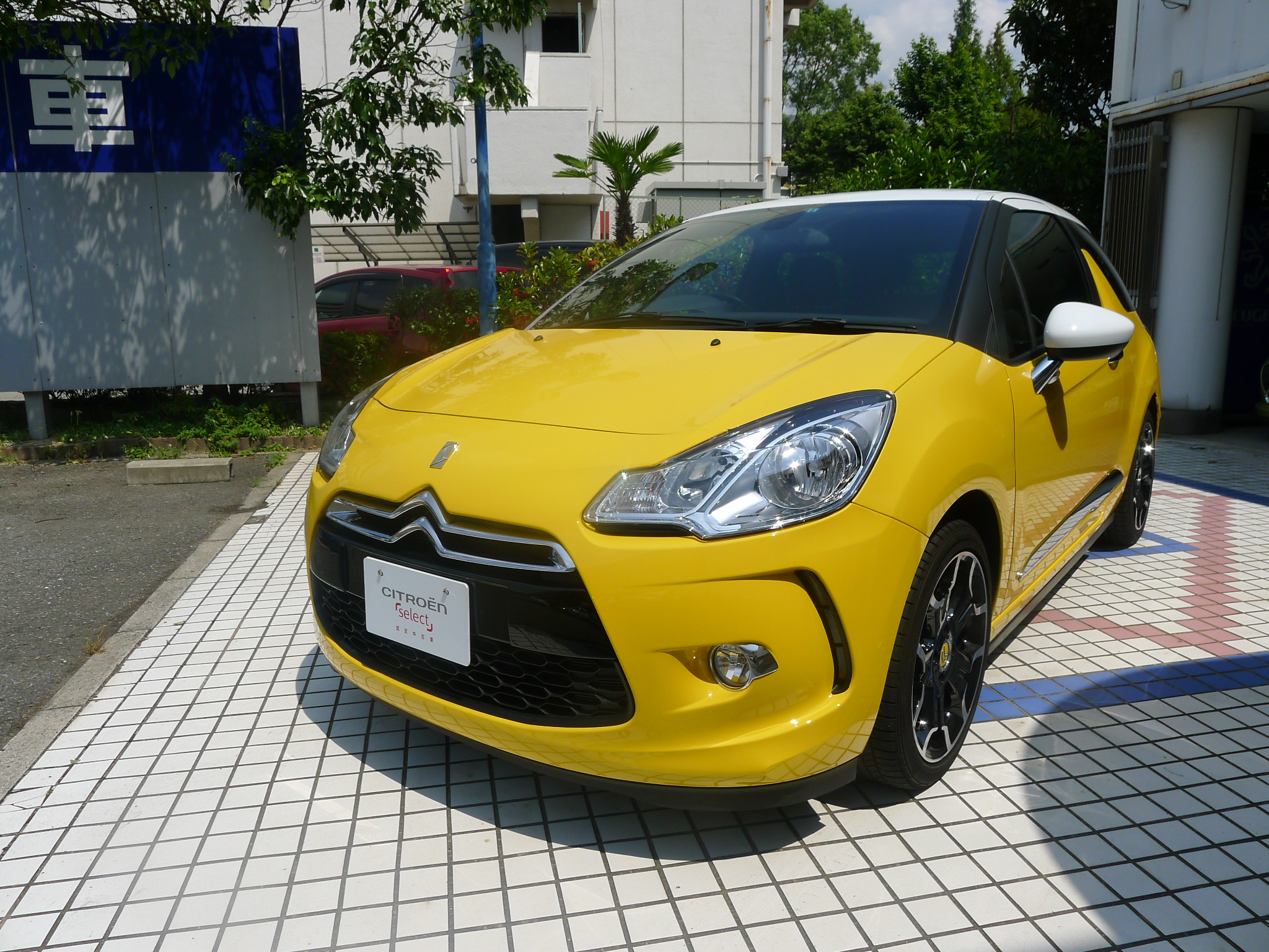 認定中古車　ＤＳ３スポーツシック　入荷！！