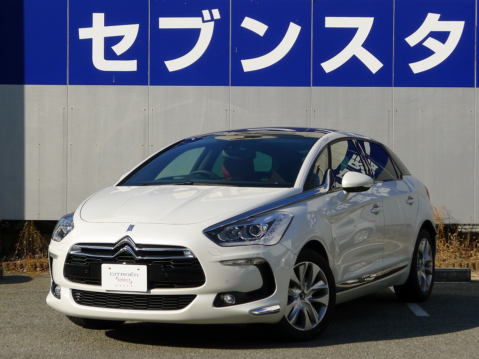 認定中古車にDS5が登場