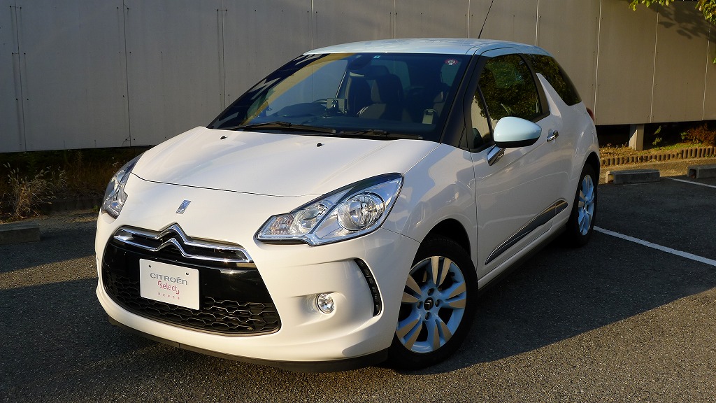 DS3 Debut Serie認定中古車入荷しました
