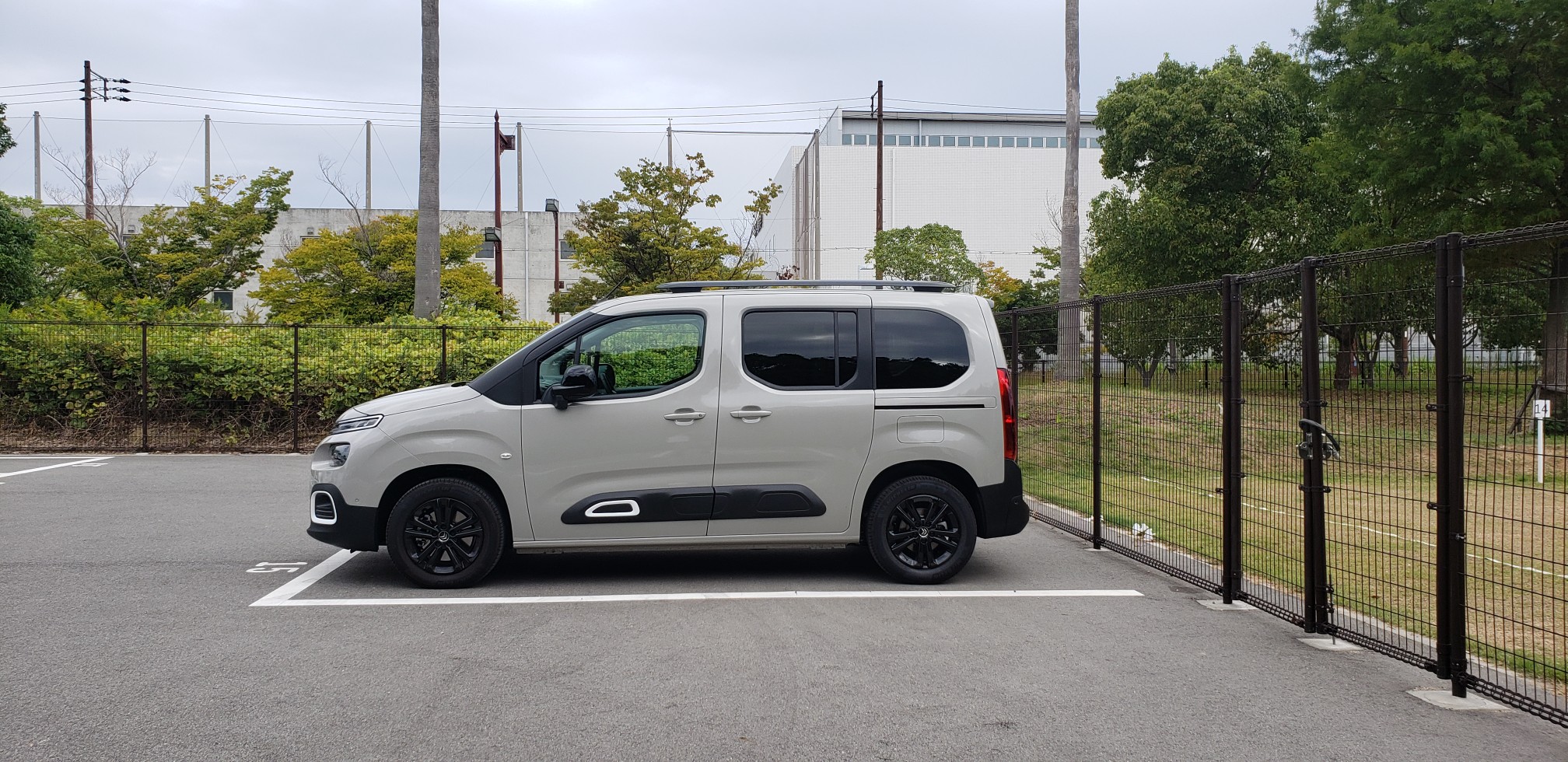 BERLINGO　シフトレバー